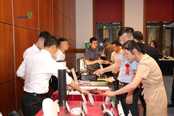 CAFE F ĐƯA TIN: KINGLED - THƯƠNG HIỆU ĐÈN LED VIỆT BƯỚC SANG TUỔI 15